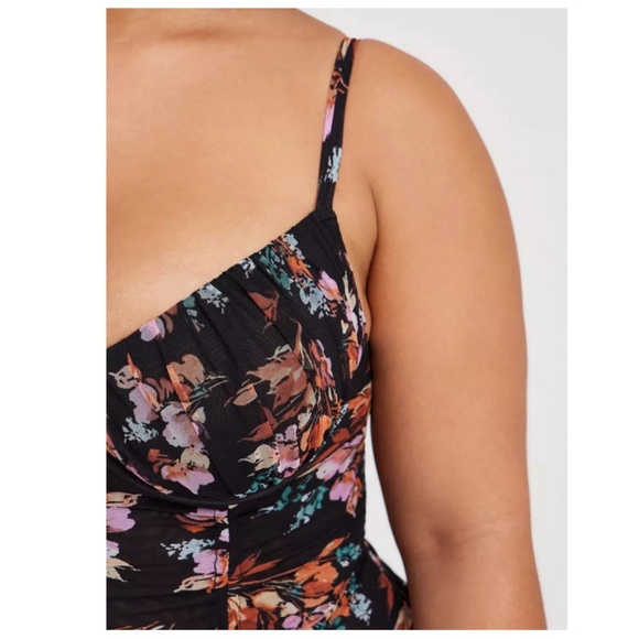 TORRID Ruched Mesh Chemise Flower Sprigs Size 4X - Picture 3 of 16